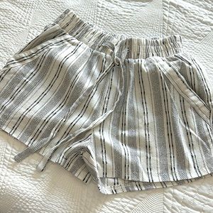 Sienna sky elastic waist short